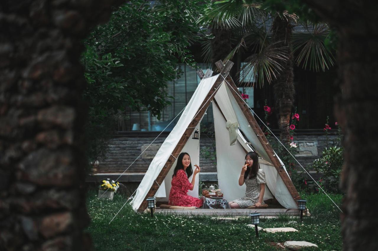 Adonis Inn Lijiang Licsiang Kültér fotó