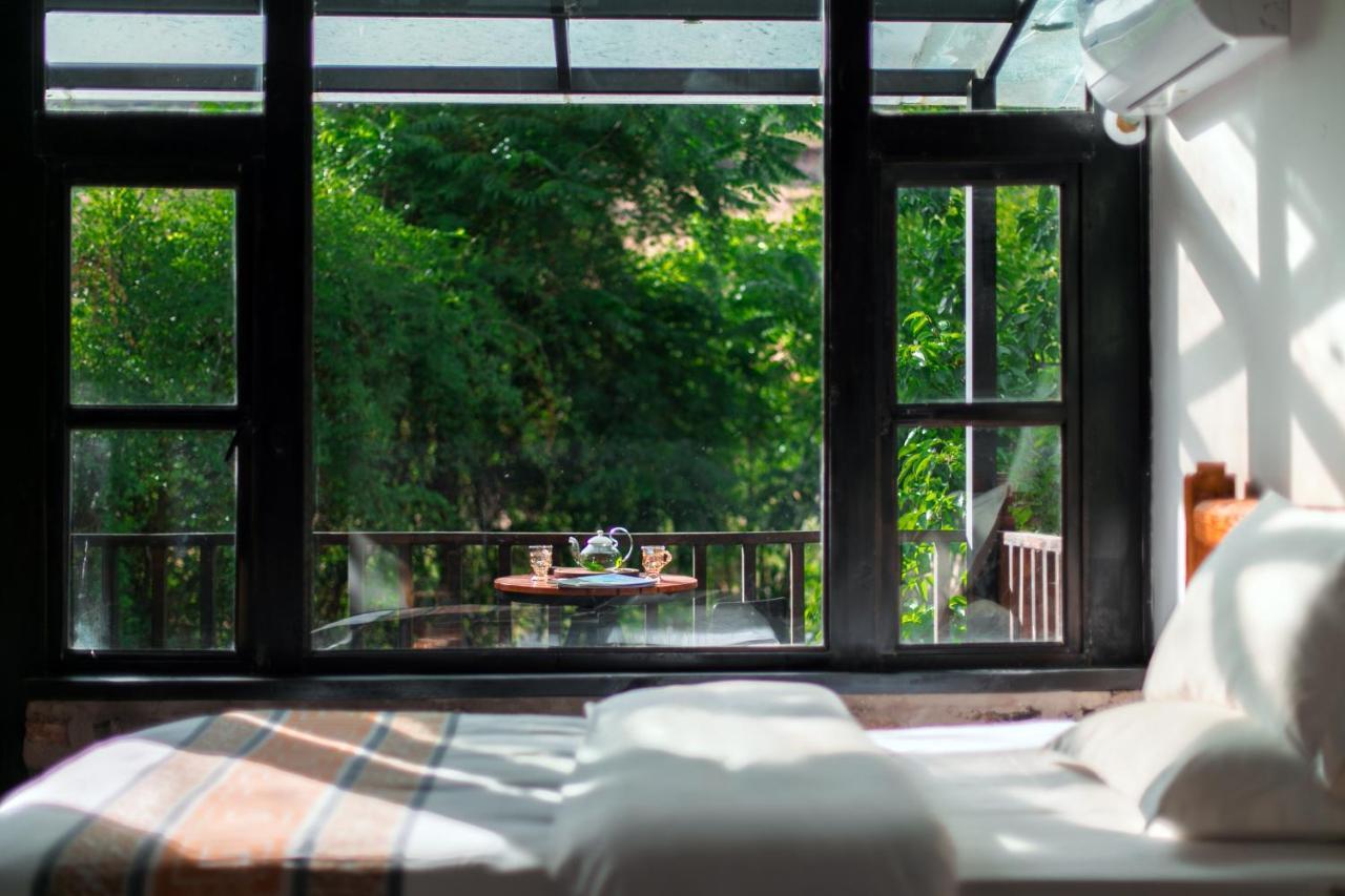 Adonis Inn Lijiang Licsiang Kültér fotó
